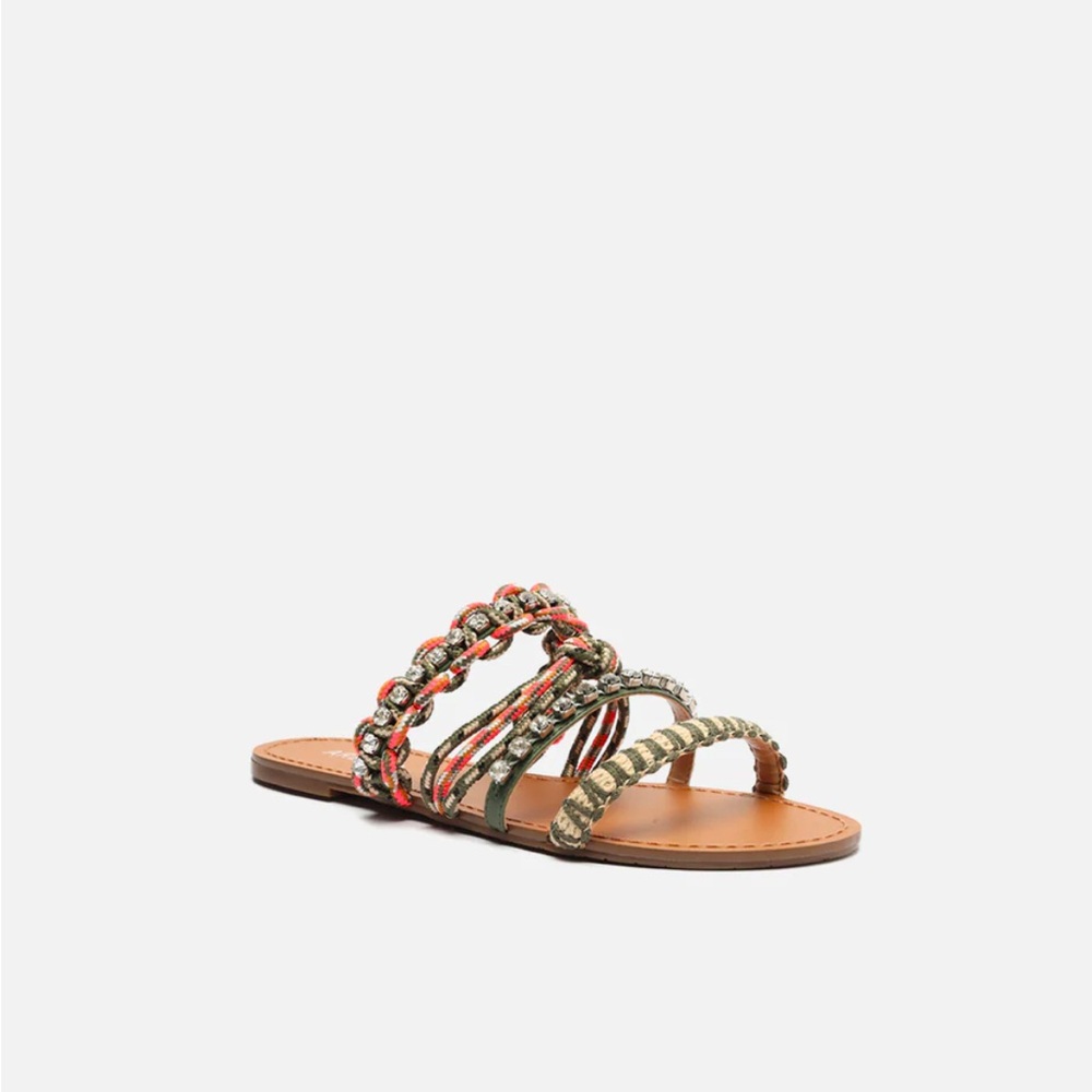 Brand new Arezzo Aurora flat sandal - size 8